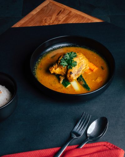 Ayam Tuturaga